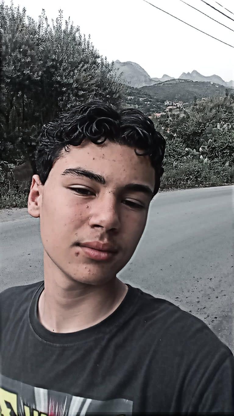 AEZKIMOULOUDI